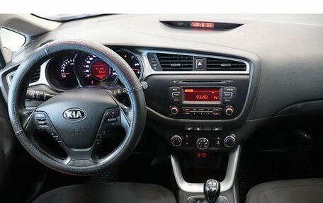 KIA cee'd III, 2015 год, 949 000 рублей, 9 фотография