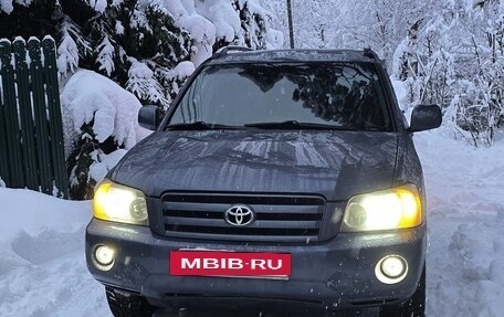 Toyota Highlander III, 2003 год, 790 000 рублей, 10 фотография