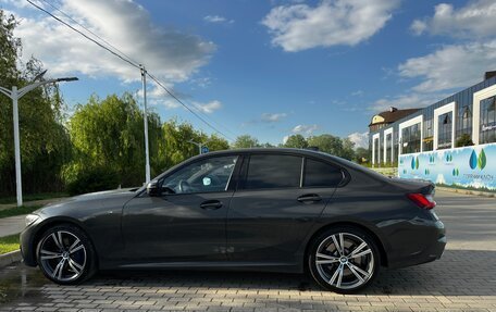 BMW 3 серия, 2019 год, 3 050 000 рублей, 3 фотография