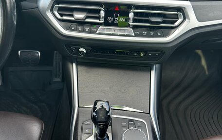 BMW 3 серия, 2019 год, 3 050 000 рублей, 12 фотография
