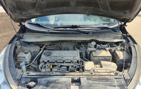 Hyundai ix35 I рестайлинг, 2012 год, 1 200 000 рублей, 26 фотография