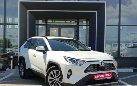 Toyota RAV4, 2021 год, 3 899 000 рублей, 3 фотография