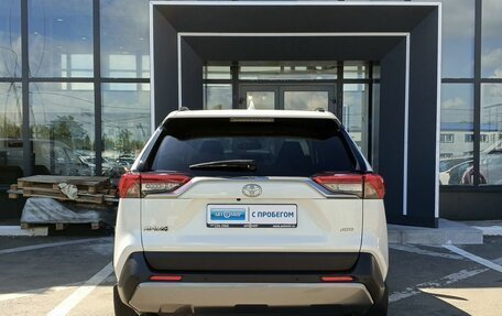 Toyota RAV4, 2021 год, 3 899 000 рублей, 6 фотография