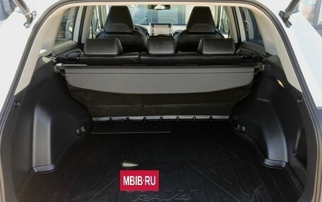 Toyota RAV4, 2021 год, 3 899 000 рублей, 10 фотография