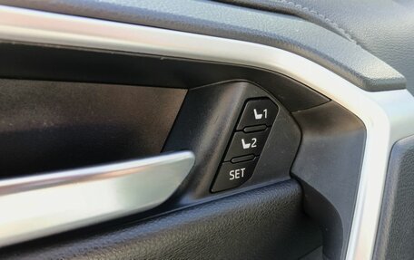 Toyota RAV4, 2021 год, 3 899 000 рублей, 22 фотография