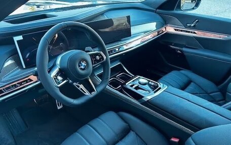 BMW 7 серия, 2025 год, 12 082 000 рублей, 6 фотография