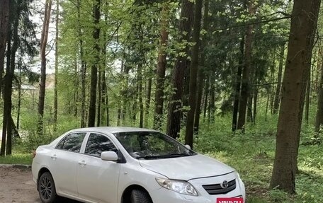 Toyota Corolla, 2010 год, 870 000 рублей, 3 фотография
