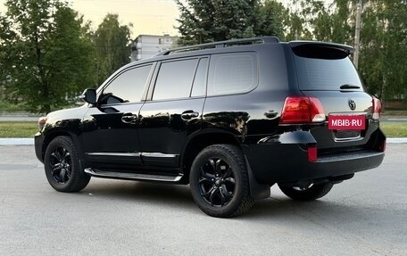 Toyota Land Cruiser 200, 2011 год, 3 300 000 рублей, 4 фотография