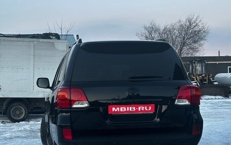 Toyota Land Cruiser 200, 2011 год, 3 300 000 рублей, 7 фотография