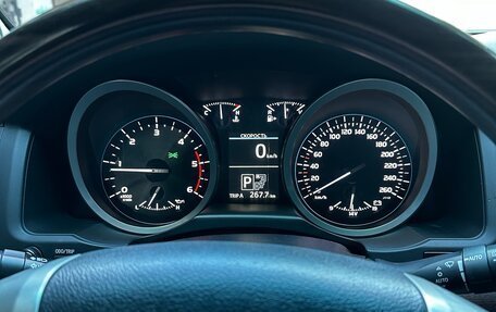 Toyota Land Cruiser 200, 2011 год, 3 300 000 рублей, 15 фотография