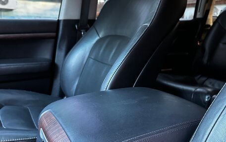 Toyota Land Cruiser 200, 2011 год, 3 300 000 рублей, 17 фотография