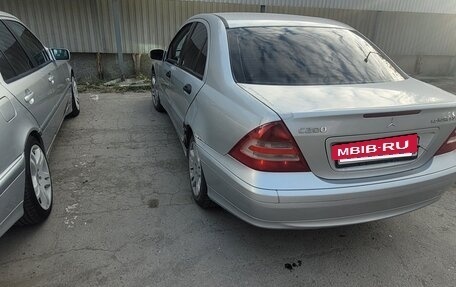 Mercedes-Benz C-Класс, 2004 год, 435 000 рублей, 5 фотография