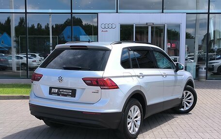 Volkswagen Tiguan II, 2017 год, 2 190 000 рублей, 5 фотография