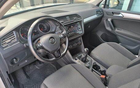 Volkswagen Tiguan II, 2017 год, 2 190 000 рублей, 19 фотография