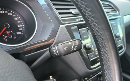 Volkswagen Tiguan II, 2017 год, 2 190 000 рублей, 34 фотография
