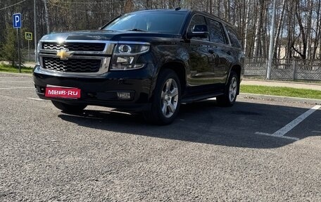 Chevrolet Tahoe IV, 2017 год, 3 750 000 рублей, 1 фотография