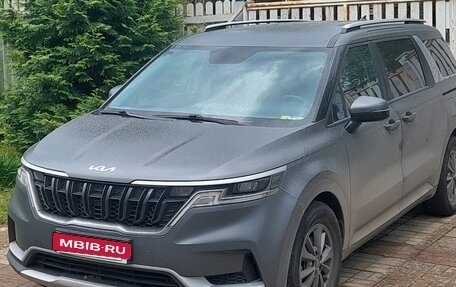 KIA Carnival, 2022 год, 4 500 000 рублей, 1 фотография