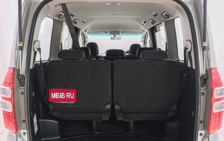Toyota Noah III, 2010 год, 1 399 000 рублей, 21 фотография