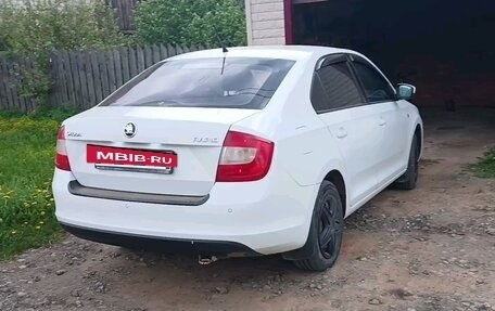 Skoda Rapid I, 2014 год, 800 000 рублей, 4 фотография