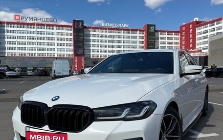 BMW 5 серия, 2021 год, 4 350 000 рублей, 2 фотография