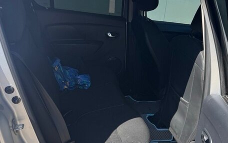 Renault Sandero II рестайлинг, 2015 год, 990 000 рублей, 11 фотография