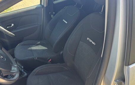 Renault Sandero II рестайлинг, 2015 год, 990 000 рублей, 13 фотография