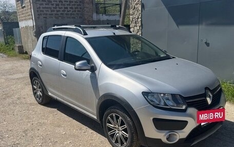 Renault Sandero II рестайлинг, 2015 год, 990 000 рублей, 8 фотография