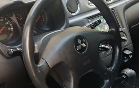 Mitsubishi Outlander III рестайлинг 3, 2004 год, 540 000 рублей, 6 фотография