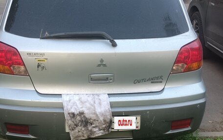 Mitsubishi Outlander III рестайлинг 3, 2004 год, 540 000 рублей, 11 фотография