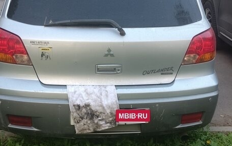 Mitsubishi Outlander III рестайлинг 3, 2004 год, 540 000 рублей, 12 фотография