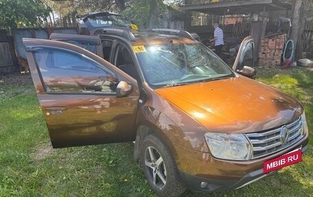 Renault Duster I рестайлинг, 2012 год, 675 000 рублей, 2 фотография