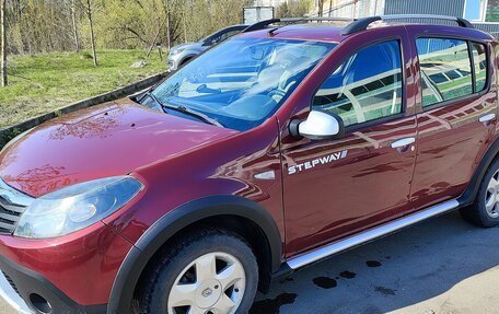 Renault Sandero I, 2013 год, 650 000 рублей, 3 фотография
