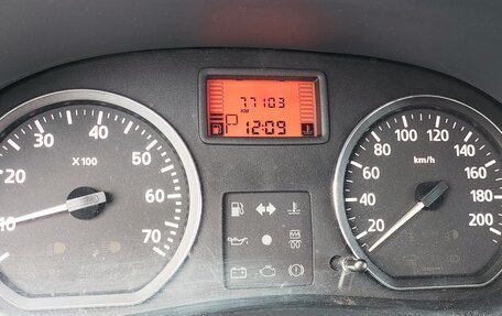 Renault Sandero I, 2013 год, 650 000 рублей, 16 фотография