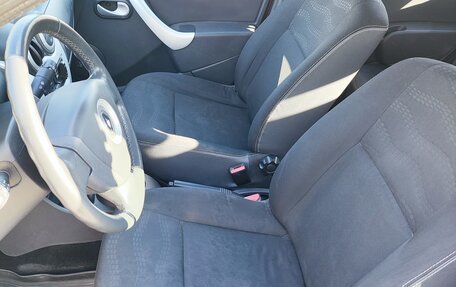 Renault Sandero I, 2013 год, 650 000 рублей, 11 фотография