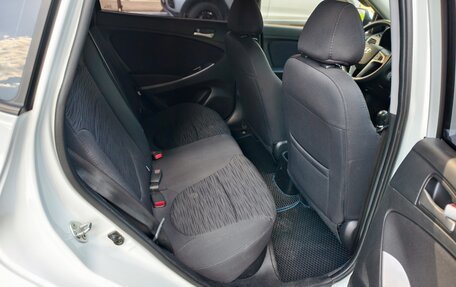 Hyundai Solaris II рестайлинг, 2015 год, 785 000 рублей, 13 фотография