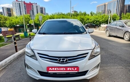 Hyundai Solaris II рестайлинг, 2015 год, 785 000 рублей, 2 фотография