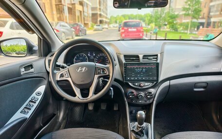Hyundai Solaris II рестайлинг, 2015 год, 785 000 рублей, 15 фотография