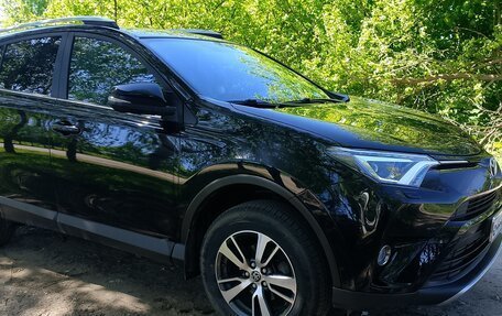 Toyota RAV4, 2019 год, 3 150 000 рублей, 2 фотография
