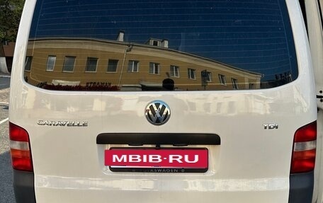 Volkswagen Caravelle T5, 2009 год, 1 450 000 рублей, 2 фотография