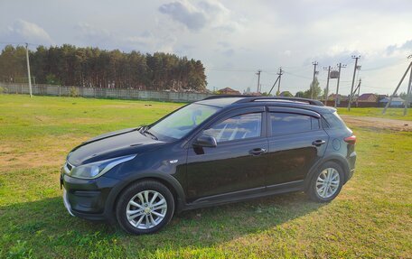 KIA Rio IV, 2018 год, 1 615 000 рублей, 2 фотография