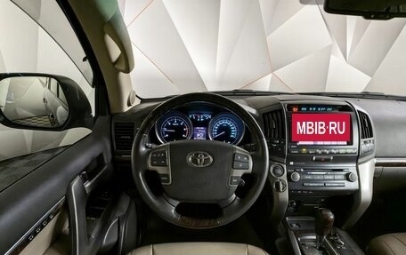 Toyota Land Cruiser 200, 2011 год, 3 595 000 рублей, 20 фотография