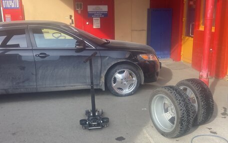 Toyota Camry, 2010 год, 1 300 000 рублей, 2 фотография