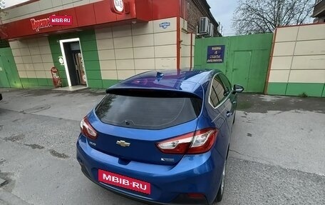 Chevrolet Cruze II, 2018 год, 1 099 000 рублей, 5 фотография
