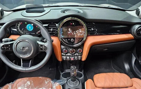 MINI Hatch, 2022 год, 1 560 000 рублей, 5 фотография