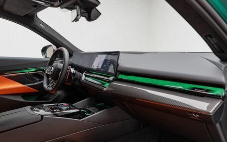 BMW M5, 2025 год, 19 990 000 рублей, 28 фотография