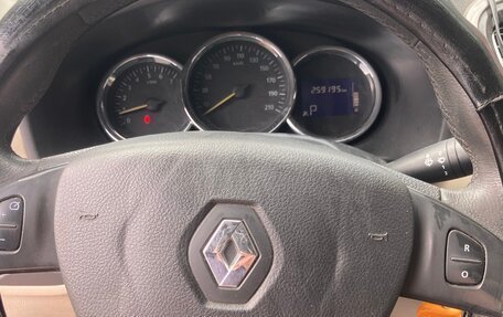 Renault Logan II, 2018 год, 850 000 рублей, 9 фотография