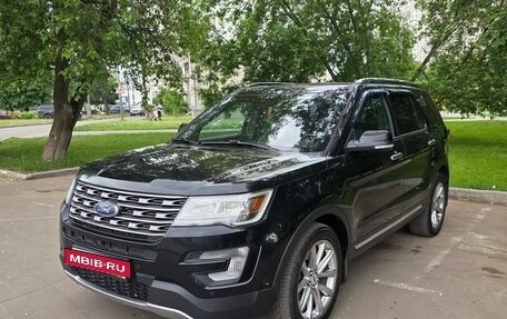 Ford Explorer VI, 2017 год, 2 200 000 рублей, 3 фотография