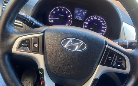 Hyundai Solaris II рестайлинг, 2012 год, 1 100 000 рублей, 10 фотография