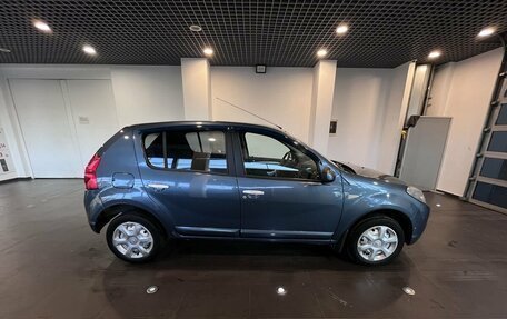 Renault Sandero I, 2013 год, 490 000 рублей, 2 фотография