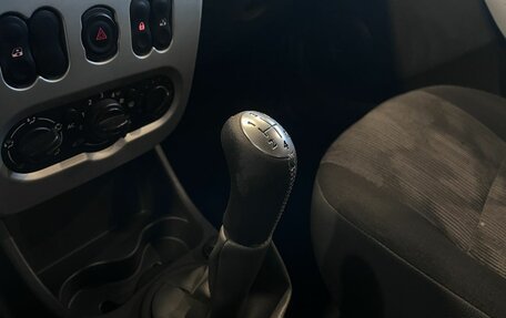 Renault Sandero I, 2013 год, 490 000 рублей, 27 фотография
